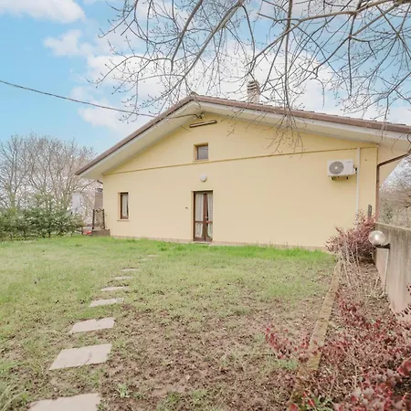 Apartment Casa Rivoli - Private Garden & Free Parking